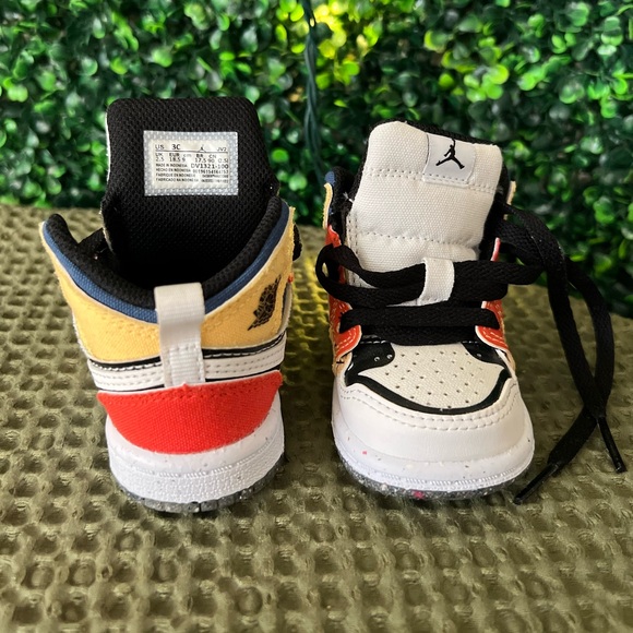 6C Jordan 1 Mid SE - Picture 2 of 3